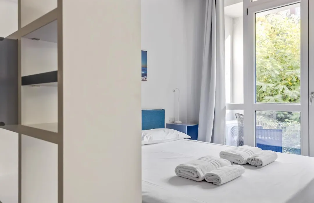 Loft Moderno Sui Navigli-1